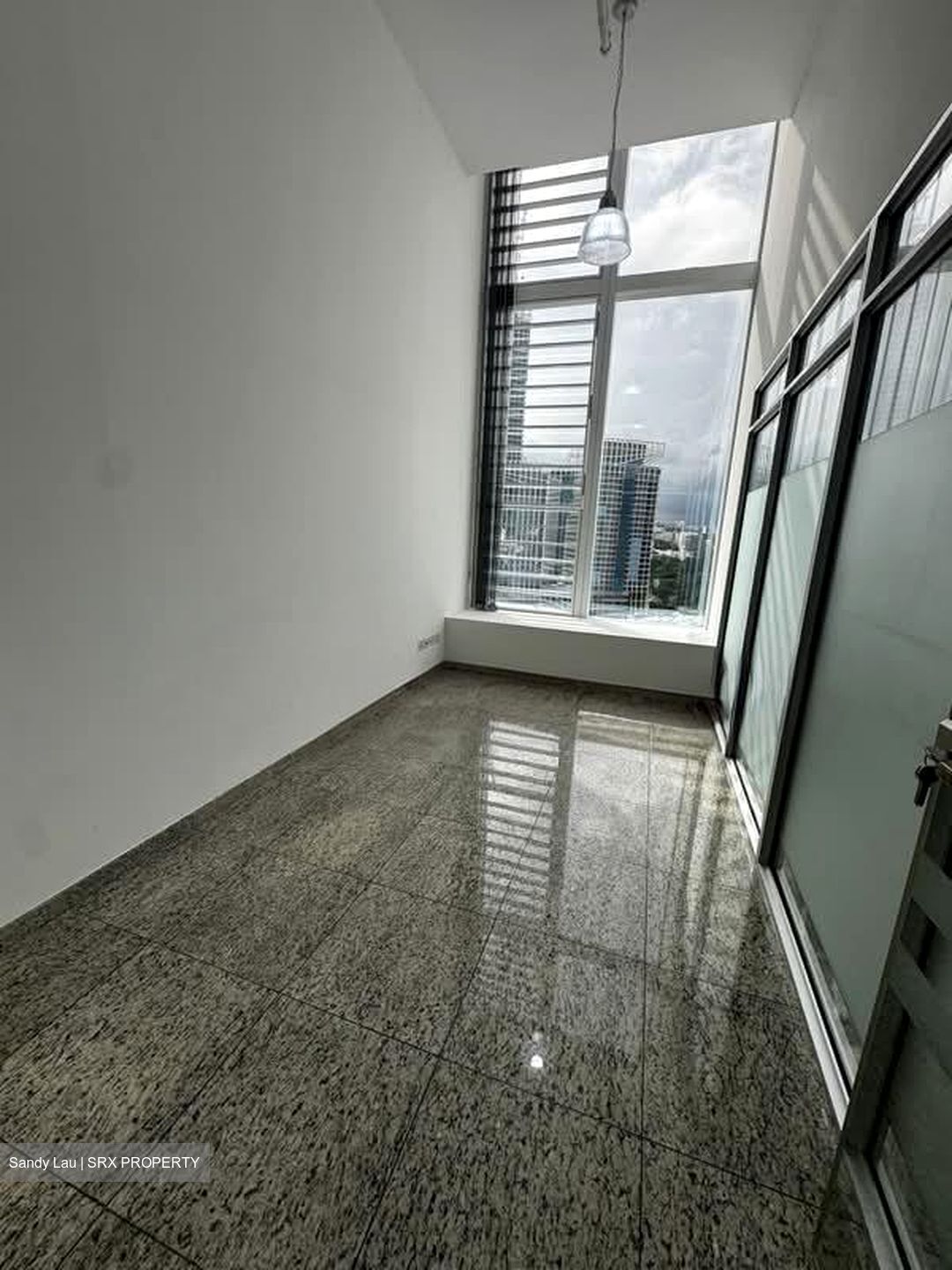 The Central (D1), Office #576555401